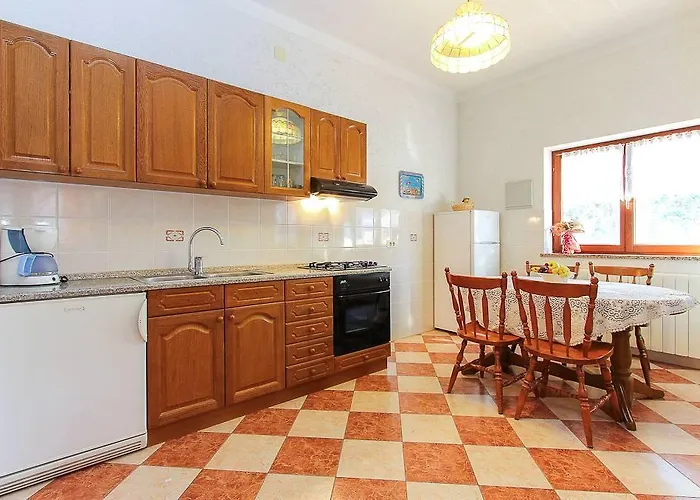 Apartament Lili *